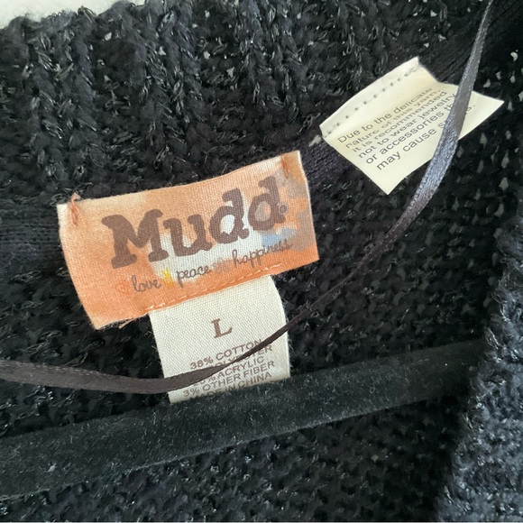 Sequins Black Top - Picture 2 of 5